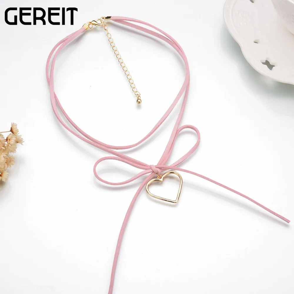 

Black Velvet Rope Chain Bowknot Choker Necklace For Women Collar Fashion Gold Color Copper Heart Pendant Necklace Gothic Jewelry