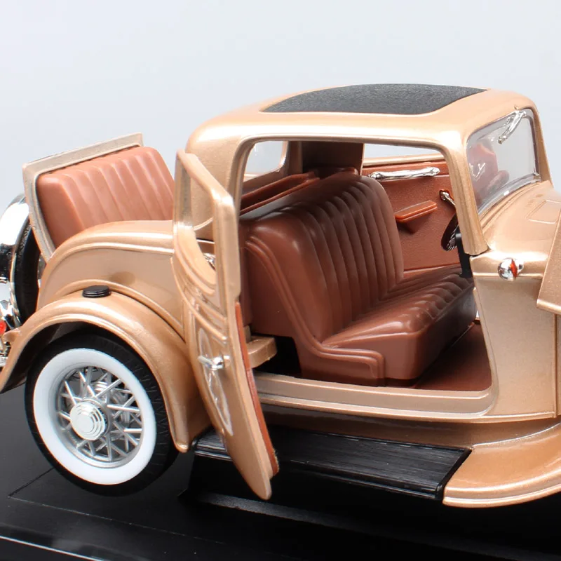 1:18 большой масштаб классический винтажный 1932 Ford 3-Window V8 DELUXE Coupe Gold Diecasts& Vehicles колеса Игрушечная модель подарки для детей