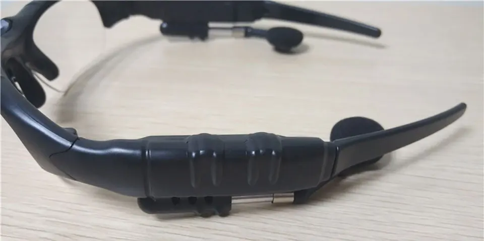 2016-Sports-Stereo-Music-Sunglasses-earphones-Cool-sun-glasse-Wireless-Bluetooth-4-1-Headset-For-Smart-(1)