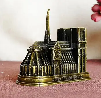 

New genuine Notre Dame model metal crafts gift love your office gift Notre Dame