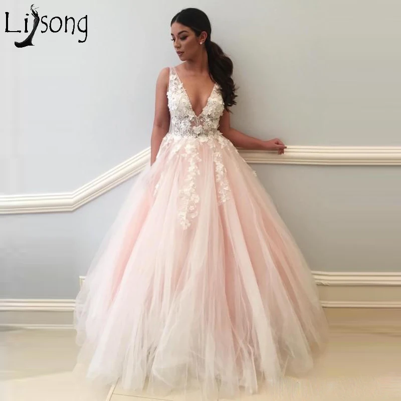 2019 3D Floral Appliques Long Prom Dresses Deep V-Neck Party Dresses Floor Length Open Back Tulle SExy Women Evening Gowns