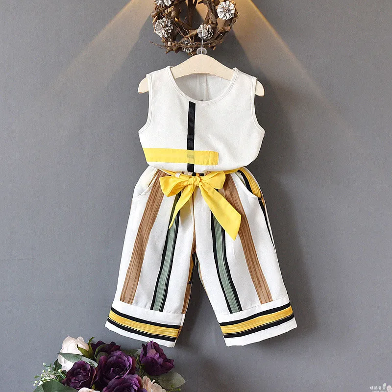 Melario/комплект из 2 предметов, стильная детская одежда для маленьких девочек, костюм рубашка с цветочным принтом на бретельках топы, штаны желтые штаны летняя одежда