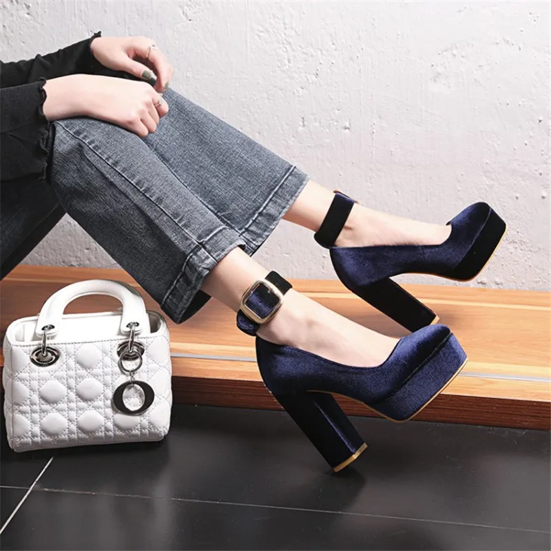 New Straps Round Head Waterproof Platform High Heels Thick with A Word Buckle Sexy Wild Single Shoes Women MAZIAO New Straps Round Head Waterproof Platform High Heels Thick with A Word Buckle Sexy Wild Single Shoes Women MAZIAO