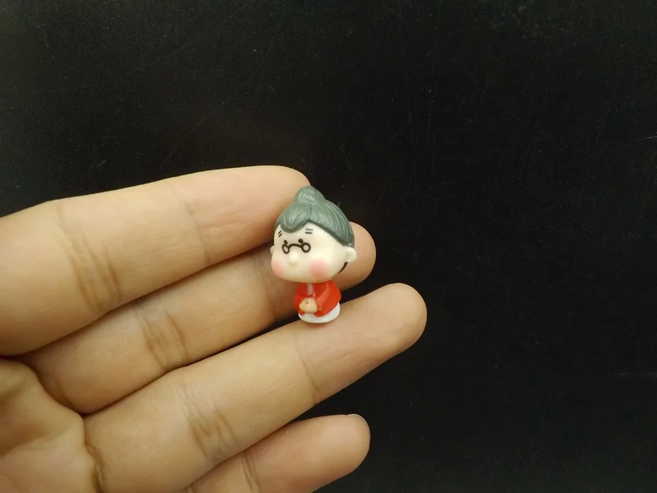 Tiny-F003Grandma (4)