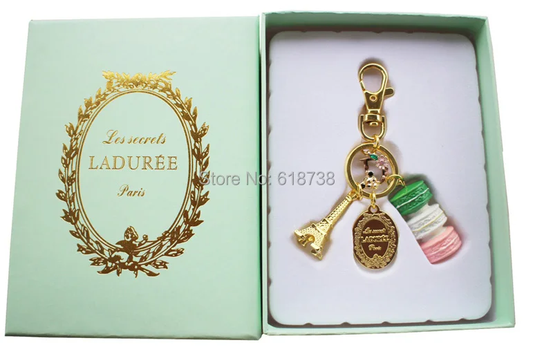 2015 New Macaroon keychain with D letter-gift box.jpg