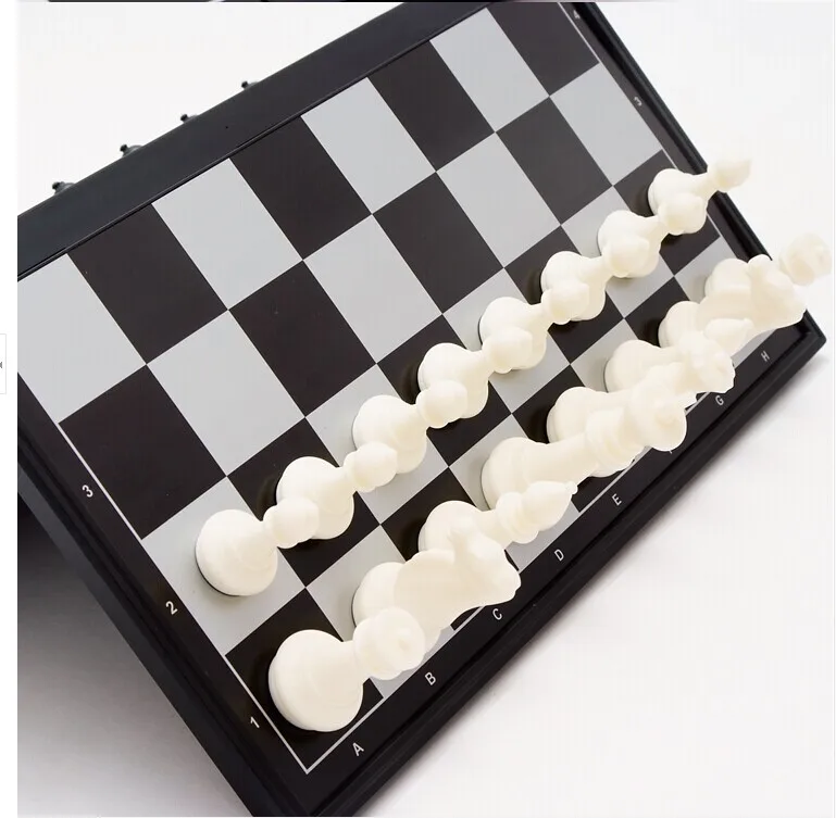 Портативная Магнитная черная и белая шахматная Складная шахматная доска для детей интеллектуальное Упражнение игра шахматы подарок