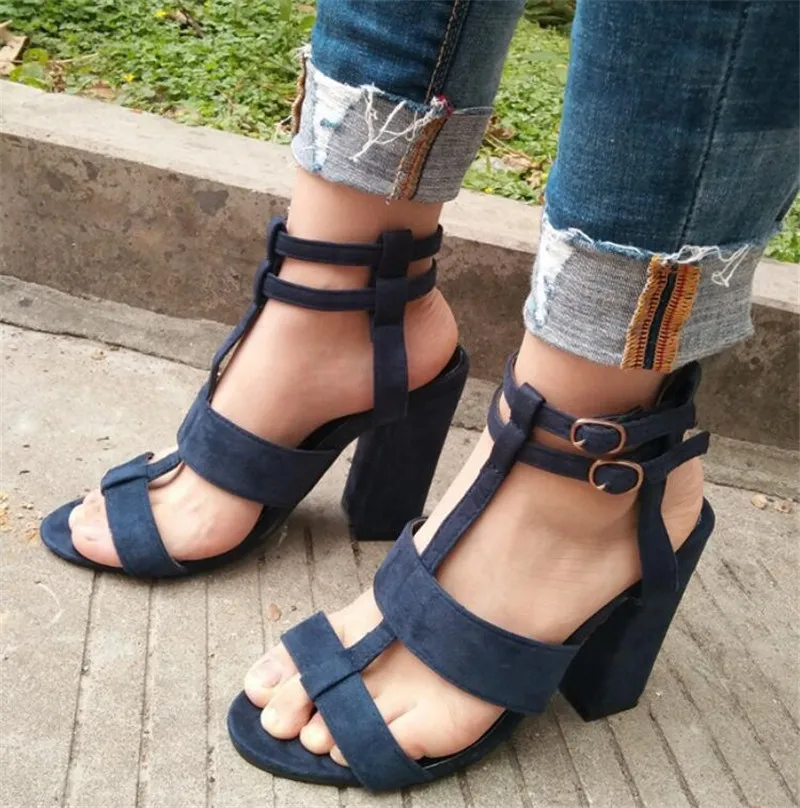 

Big size women shoes summer Hollow open toe Wedding party High Heels new ladies shallow Casual shoes Buckle woman sandals Z200