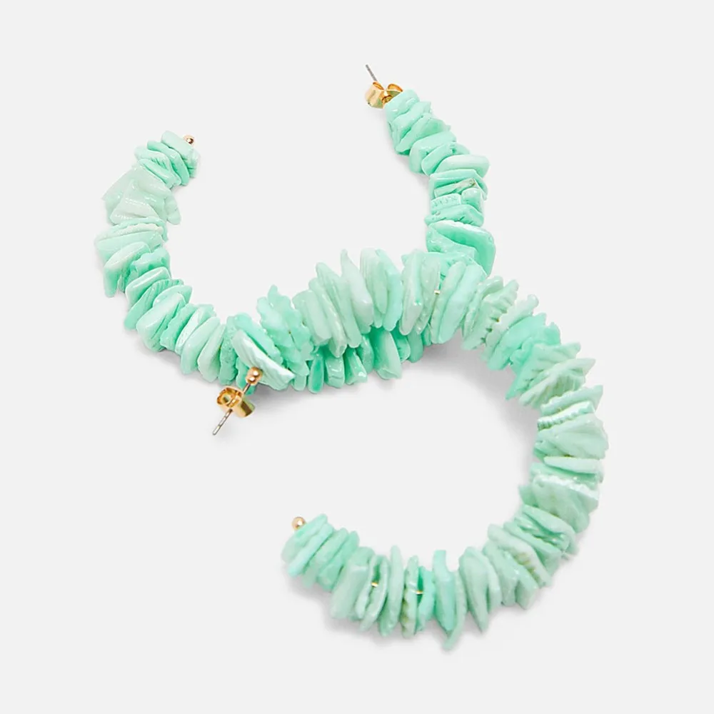 21304