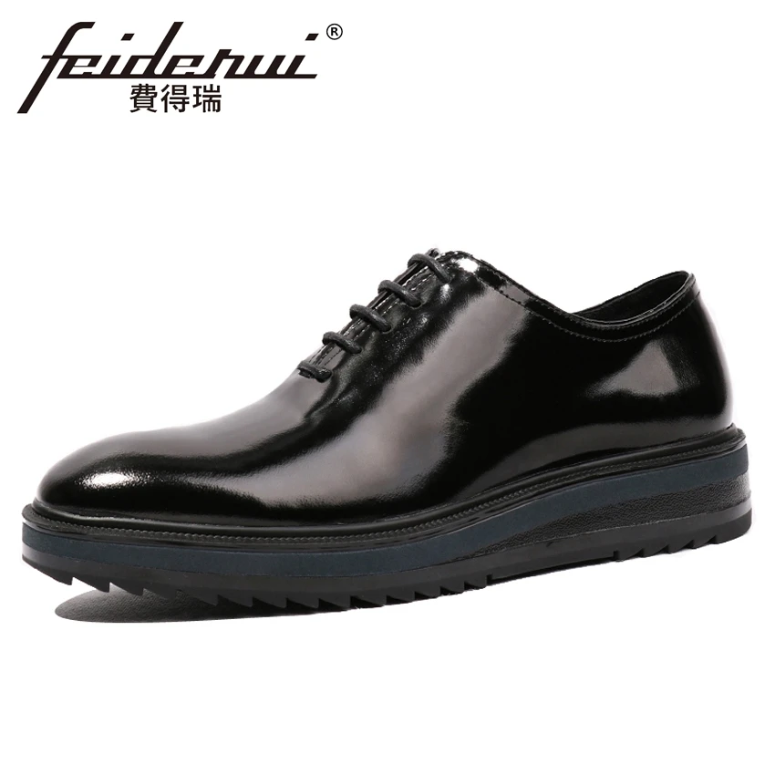 

2018 New Arrival Formal Dress Handmade Patent Leather Men's Flat Platform Oxfords Round Toe Man Comfortable Shoes HQS108
