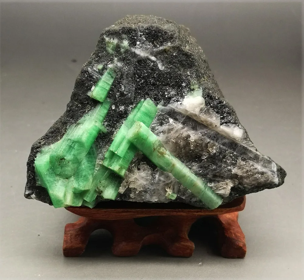 

Big! 360g Natural rare emerald mineral Original Stone crystal teaching specimen stone collection from China