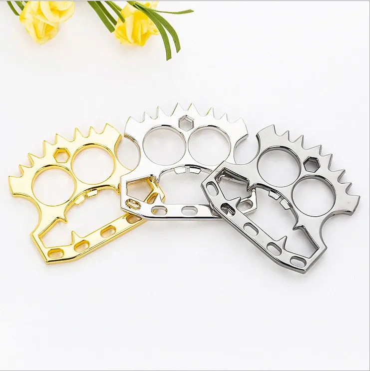 

2019 New multifunctional Skull Bottle Opener Personalized Stainless Steel Bar Tool Defensive tools