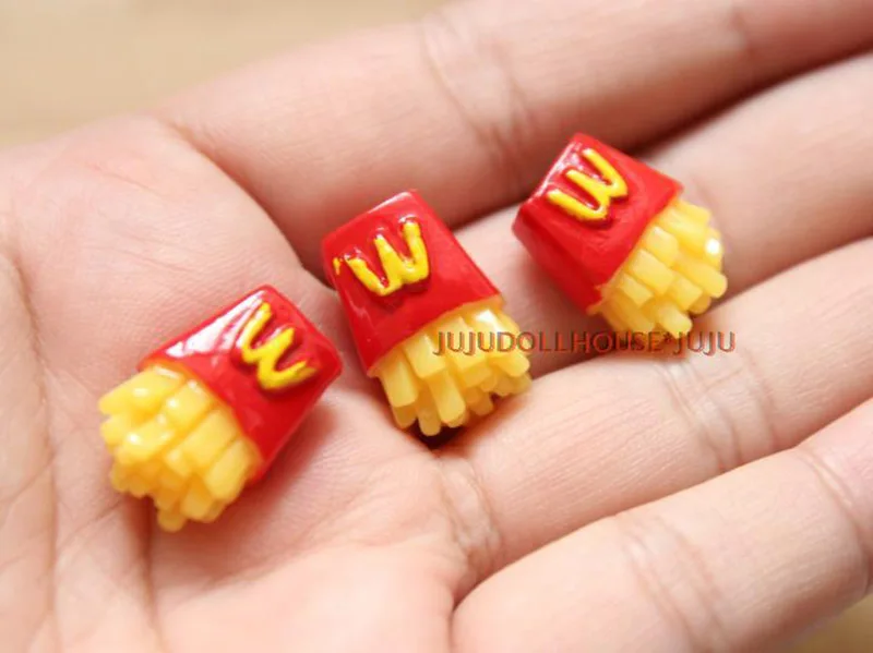 

1/12 Scale Cute Mini Chips Dollhouse Miniature Food Play Doll Food for Barbies Blyth Kitchen Toys