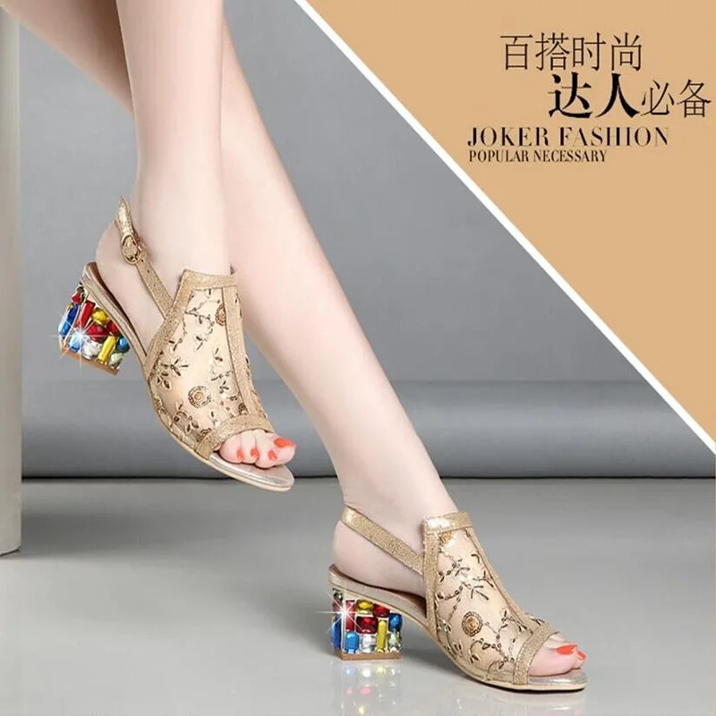 

2018 new summer high heels diamond fashion women's shoes mesh sandals tide shoes.