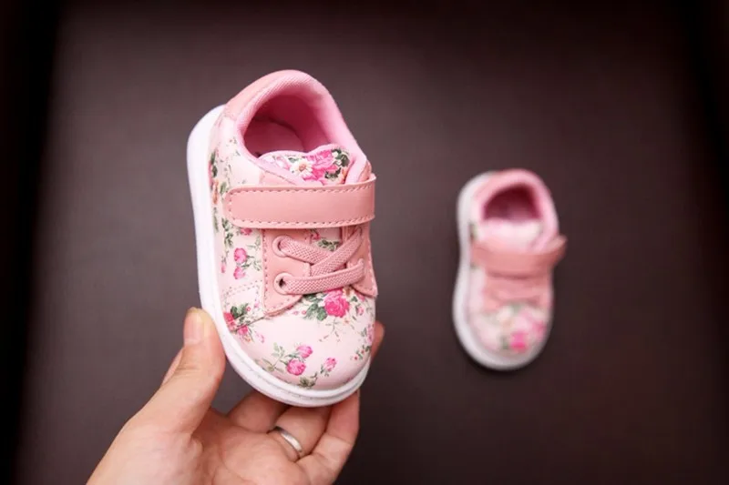 Pandaie Baby Boy /& Girl Shoes Waterproof Infant Dot Bowknot Rubber Rain Boots Kids Children Rain Shoes
