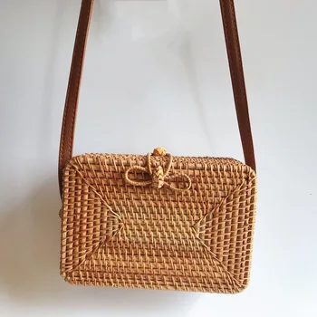 

Summer Crossbody Bags For Women 2018 Luxury Handbags Women Bags Designer Famous Brand Ladies Rattan Beach flap Wicker Straw Bag
