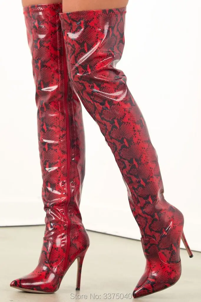 very pointy boots