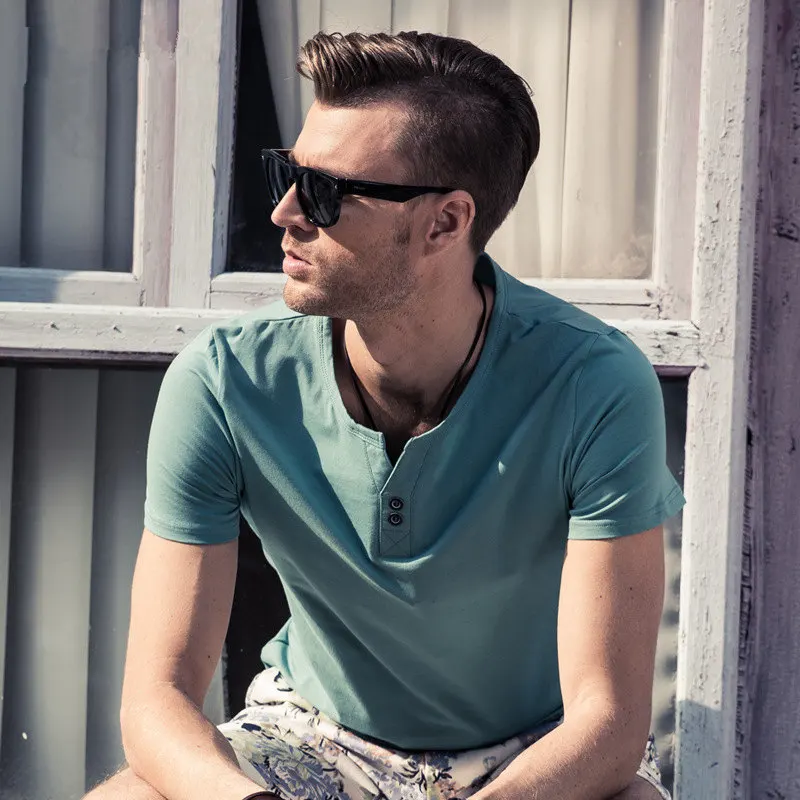 

MRMT 2019 Brand New Mens T Shirt Short Sleeved T-Shirt V Collar Two Button Buttons Solid Colored Tshirt For Male Tops
