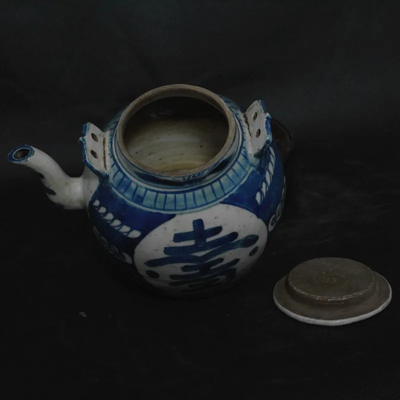 

Rare Chinese QingDynasty porcelain teapot,white and blue,old,Home Decoration/ crafts,Collection&Adornment,Free shipping