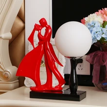 Креативный парный Свадебный Настольный светильник романтическая спальня кабинет прикроватный украшение дома Смола стекло для мужчин и женщин поцелуй настольный свет ZA