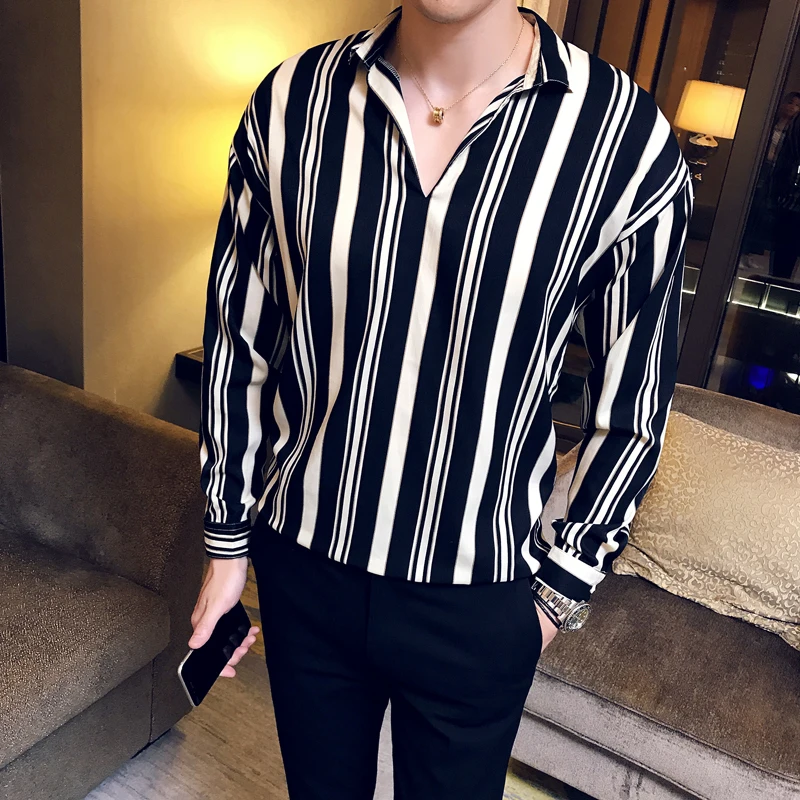 

Vertical stripe thin elastic waist men's pullover v - neck long sleeve shirt cs31 / 45 reduced price 75