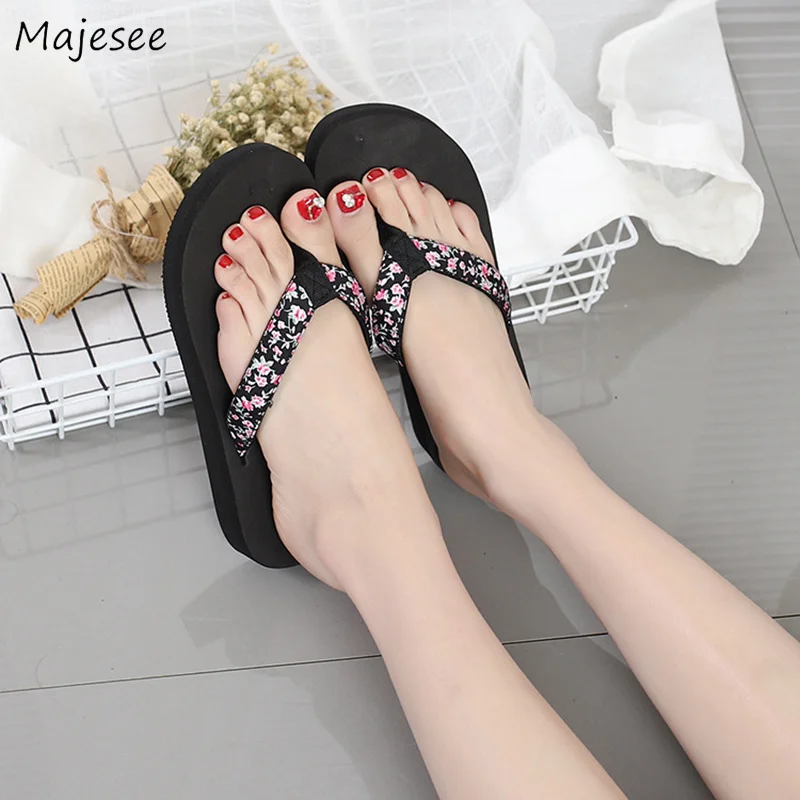 

Summer Slippers Women Trendy Flip Flops Solid Colour Wedges Beach Vacation Womens All-match Black Non-slip Shoes Female 2019 New