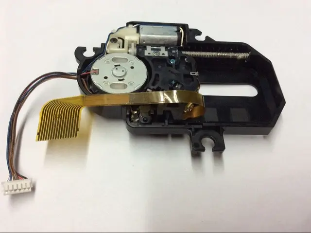 Lentille Laser de Prise Optique SF-DA23 SF-DA23SR pour pi/èces de Rechange de m/écanisme de lecteurs CD Ginorgee Lentille de Prise Laser