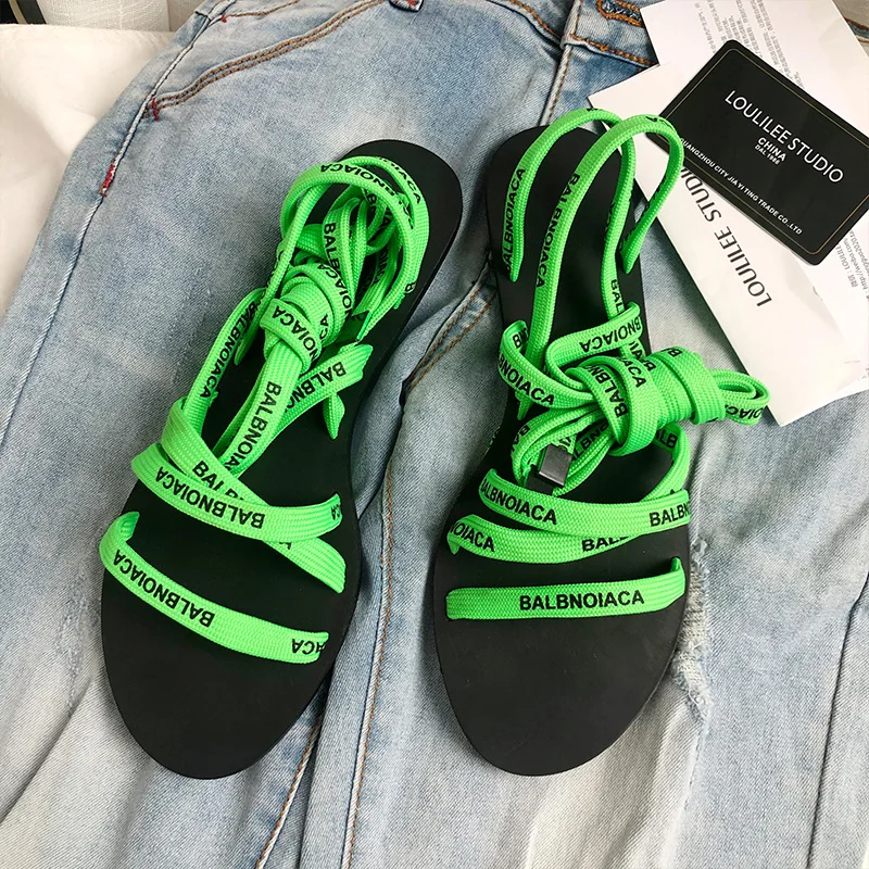 

Color Women Sandals Star Runway Narrow Band Women Shoes Chic Women Flats Chaussures Femmes Trendy Ankle Strap Gladiator Shoes