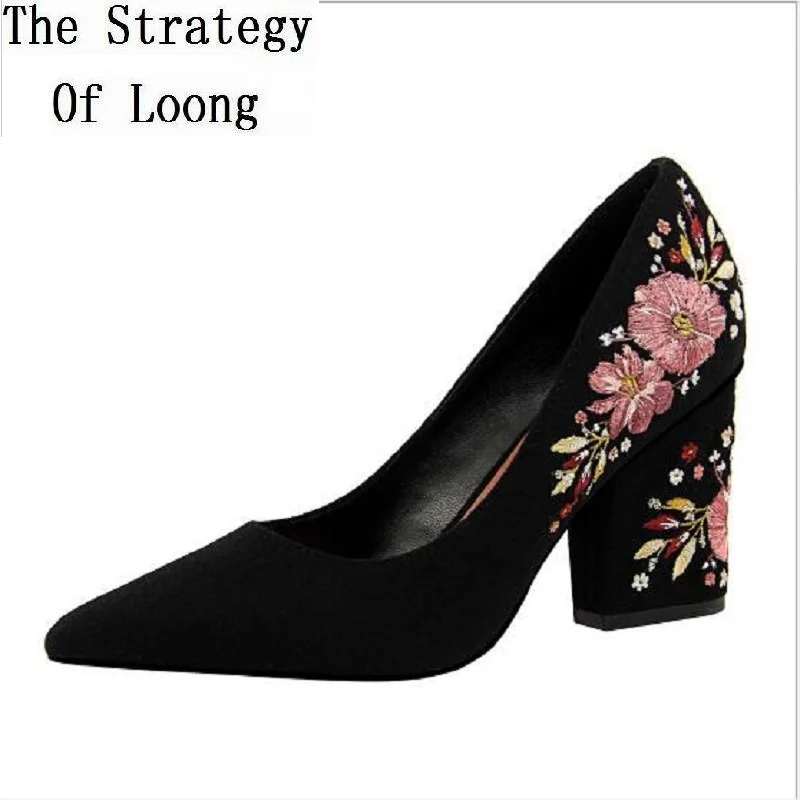 

New Europe America Style Flock Retro Sexy Super High Heels Women Shoes Pointed Toe Thick Heels Embroider Pumps 20181212