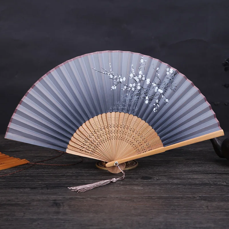 1 шт. винтажные декоративные веера китайский крученый шелк с цветочным принтом складной полый резной веер для модели фотографии Droshipping