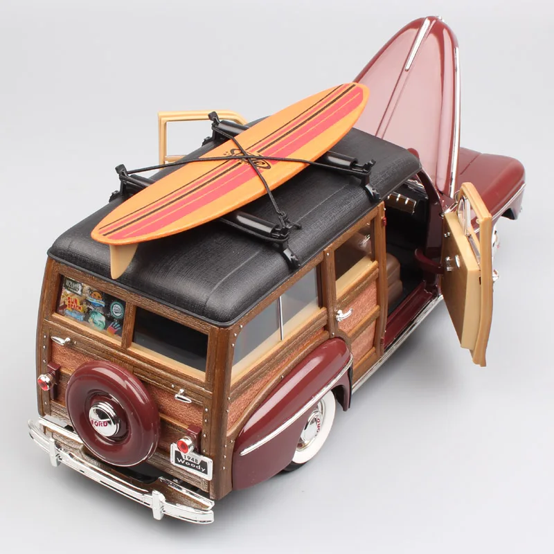 1 18 Классический FORD WOODY woodie супер люкс 1948 вагон весы автомобиля и литья под давлением модель игрушки хобби миниатюры доска для серфинга