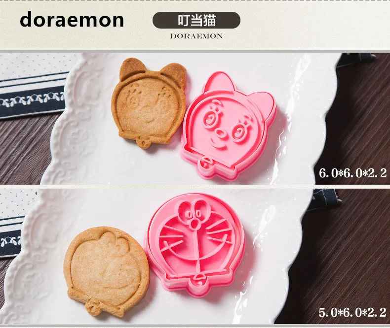 3D Biscuit Mould Cute Cartoon doraemon DD cat Plastic Cookie Mold Sugarcraft Chocolate Decorating Tool 2pcs Biscuit Cutter Mold