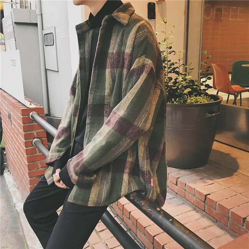 Goedkoop Herfst Plaid Shirt Mannen Nieuwe Overshirt Mode Ongedwongen Losse Wollen Jas Jas Man Retro Lange mouwen Mannelijke Kleding streetwear
