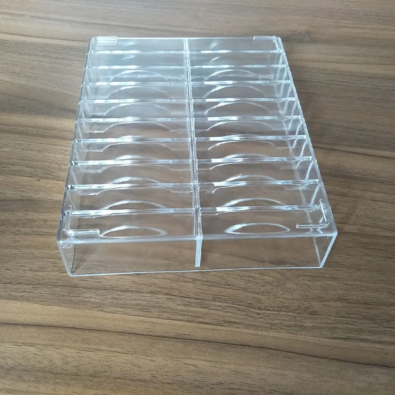 8780610957_89551975
