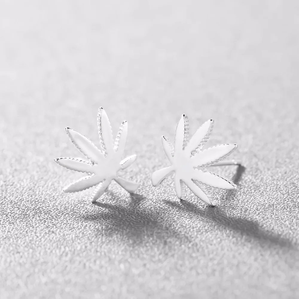 QIAMNI-925-Sterling-Silver-Flower-Maple-Leaves-Stud-Earrings-Party-Birthday-Gift-for-Men-Girls-Women (2)