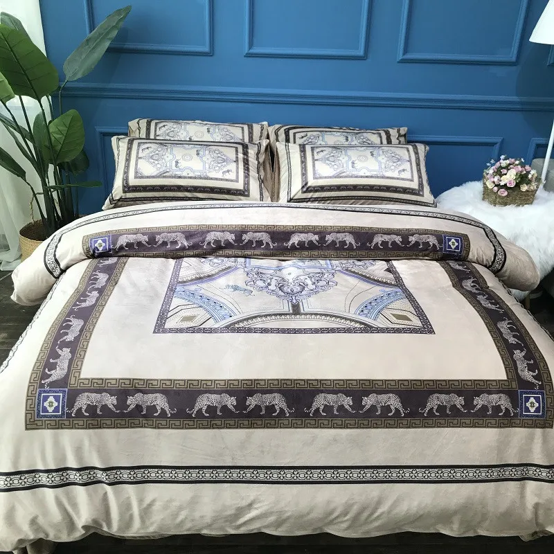 

Luxury Leopard Digital printing Winter Thick Flannel Bedding set Fleece Fabric Duvet cover Bed Sheet Bed Linen Pillowcases 4pcs