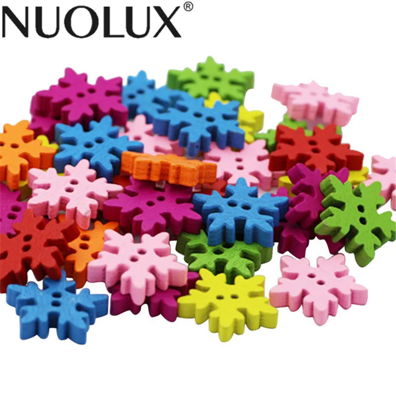 

100pcs Christmas Holiday Wooden Collection Snowflakes Buttons Snowflakes Embellishments 18mm Creative Decoration