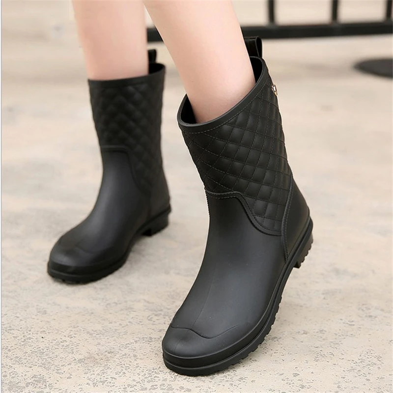 ladies water boots