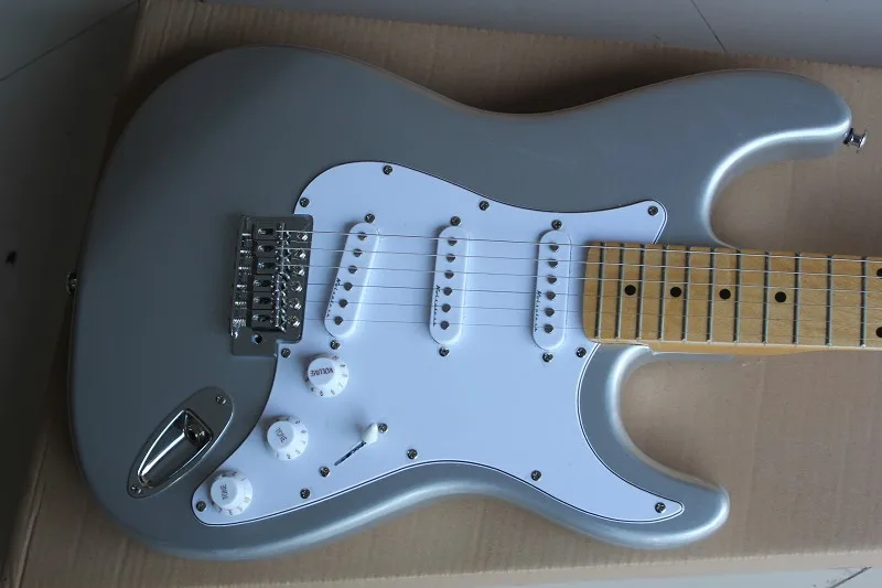 

Free Shipping Factory Custom Shop 2017 new f st Electric guitar in Silver or Pewter Grey color electric guitar 620
