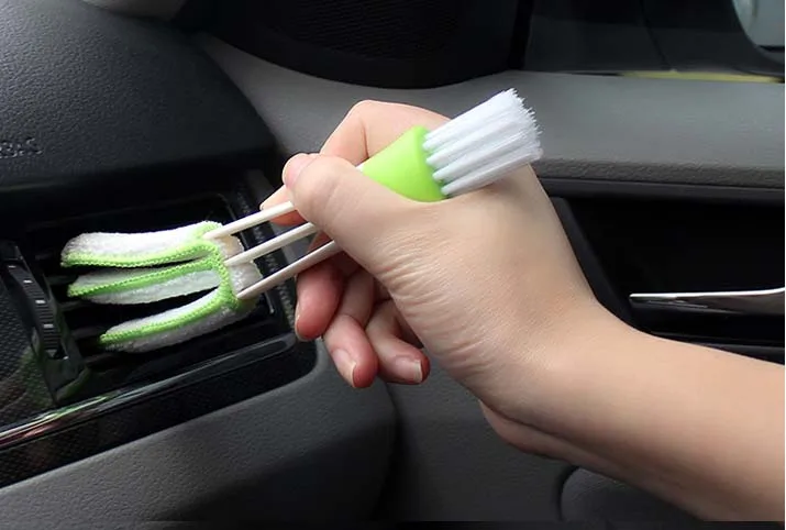 New Multifunctional Auto Air Conditioner Outlet Cleaning Brush Air Outlet Gap Dust Cleaner Car Interior Accessories (7)