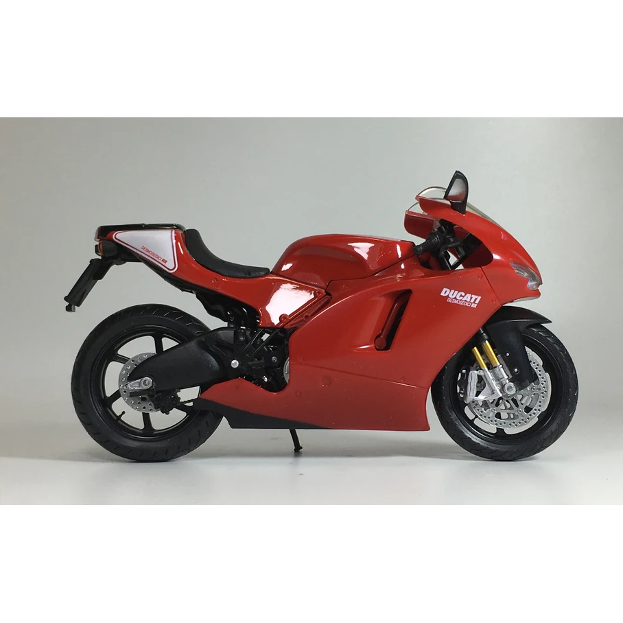 Оригинальная посылка 1:12 Ducati DUCATI Desmosedici RR GP колесница статическая модель мотоцикла