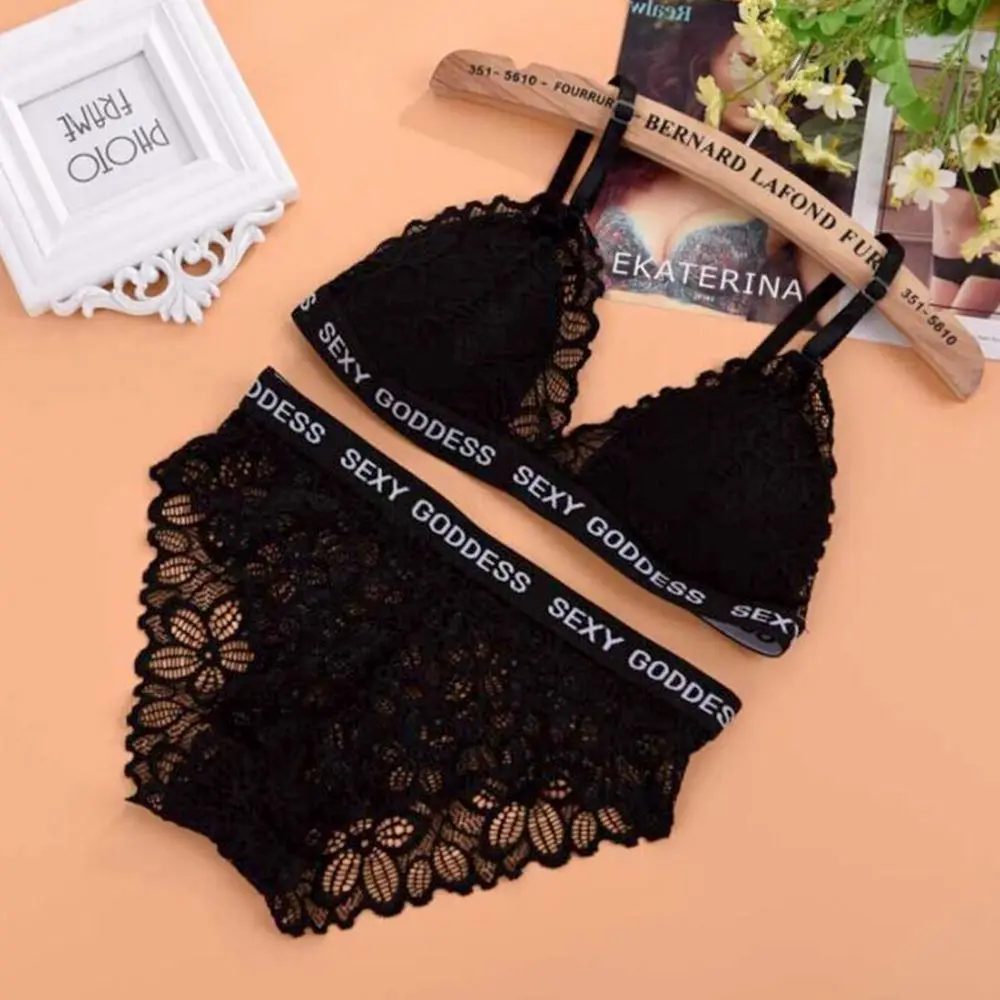 

New style personality back letter wild straps lace sexy deep V vest with chest pad top + lace panties
