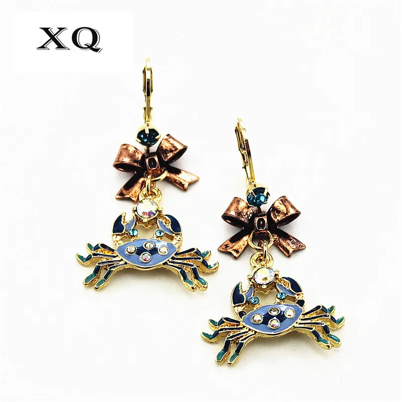 

XQ Free shipping 2015 The new BJ blue crab earrings The new popular banquet texture