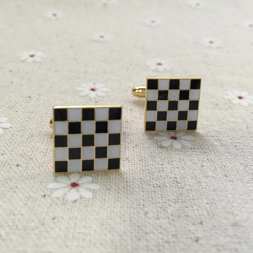 

1 Pair Masonic Freemasonary Black and White Carpet Cufflinks Free Masons Enamel Sleeve Cuff Links for Garment