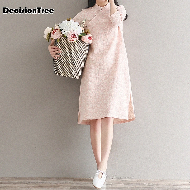 

2019 Women Cheongsam Dress Chinese Vintage Lace Embroidery winter Dresses Traditional Qipao Ladies Elegant Dress
