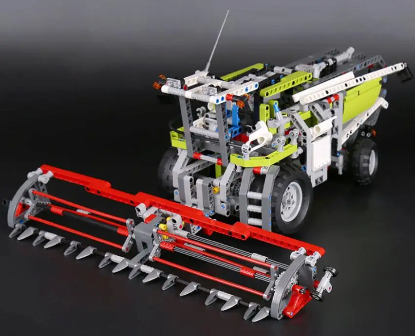 

LEPIN City Technic 2 In 1 The Combine Harvester Figure Blocks Compatible Legoe 8274 Construction Building Toys For Children