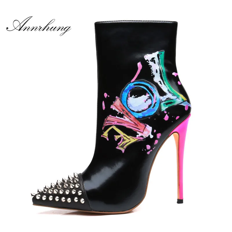 

New Arrival Graffiti Rivet Pointed Toe Boots Side Zip High Heels Stiletto Heel Hand-Painted Short Botas Women 2019