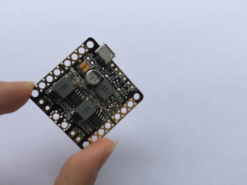 

High Quality For MXK Power Distribution Board PDB with OSD BEC Output 5V 12V 3A LC Filter for CC3C Naze32 F3