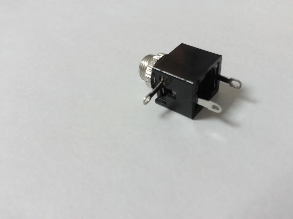 

30pcs lot 1/8 3.5mm Female MONO Audio Switched Socket Panel Jack adapter
