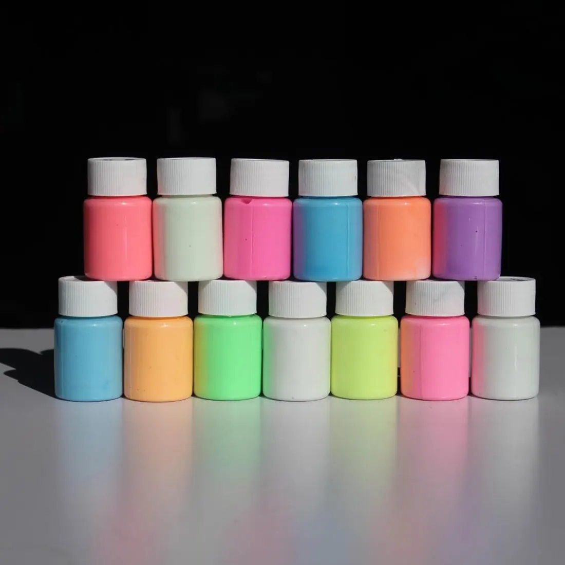 بيئة غير سامة رائحة شحن مضيئة الاكريليك بادي الطلاء الفلورسنت الجسم الفن الصباغ حزب ليلة تشغيل الوهج الكتابة على الجدران Paintting بيئة غير سامة رائحة شحن مضيئة الاكريليك بادي الطلاء الفلورسنت الجسم الفن الصباغ حزب ليلة تشغيل الوهج الكتابة على الجدران Paintting