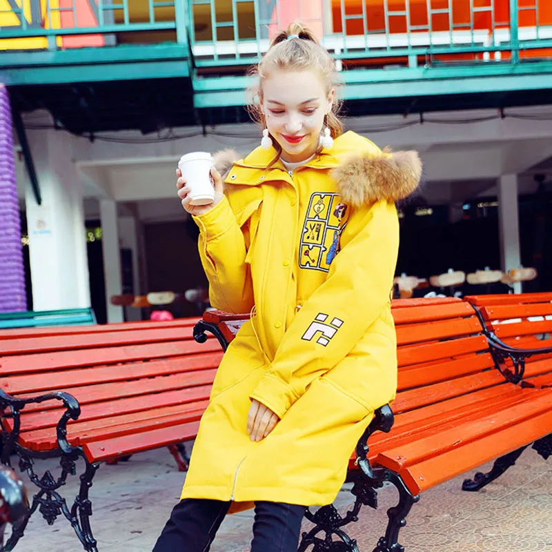 D'amusement Yellow Capuche Hiver Mode Longue Femmes Parka Le 2019 Veste Naturel Copie Des Laveur Manteau Nouvelle Fourrure À Vers Col Arrivée Bas Raton De qg1FqA6
